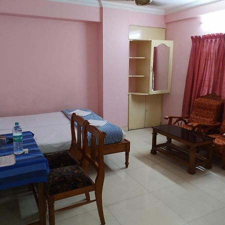 Manjalikulam Tourist Home Thiruvananthapuram Екстериор снимка