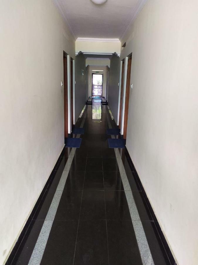 Manjalikulam Tourist Home Thiruvananthapuram Екстериор снимка