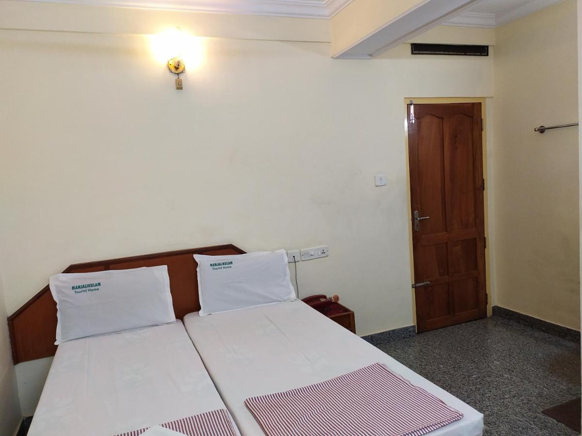 Manjalikulam Tourist Home Thiruvananthapuram Екстериор снимка