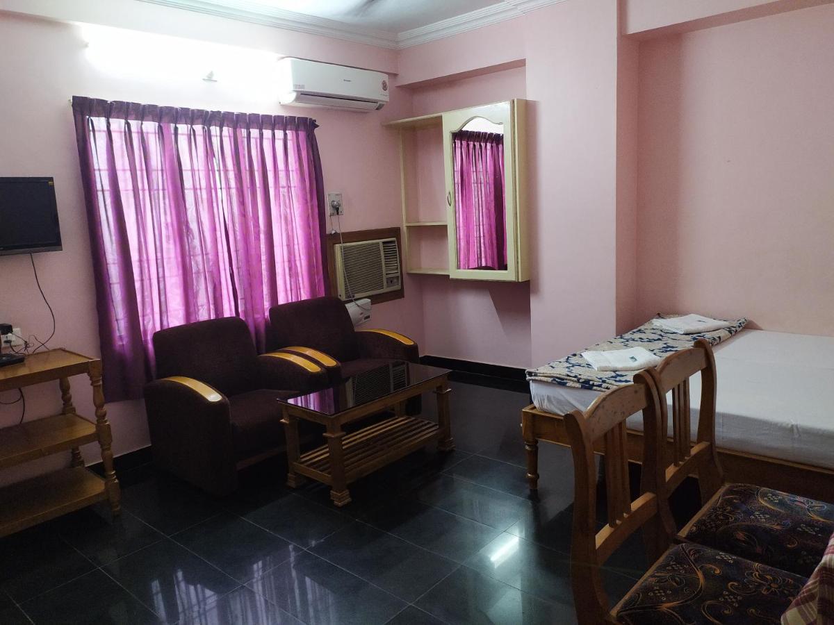 Manjalikulam Tourist Home Thiruvananthapuram Екстериор снимка